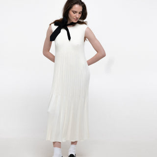 'Jakarta' Long Knitted Dress in White