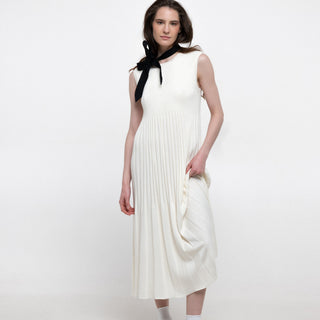 'Jakarta' Long Knitted Dress in White