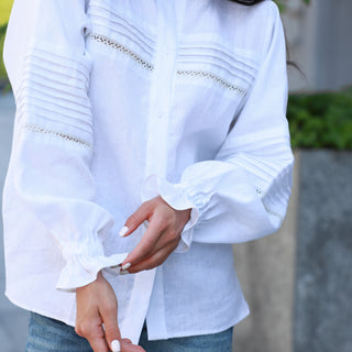Pleats details 