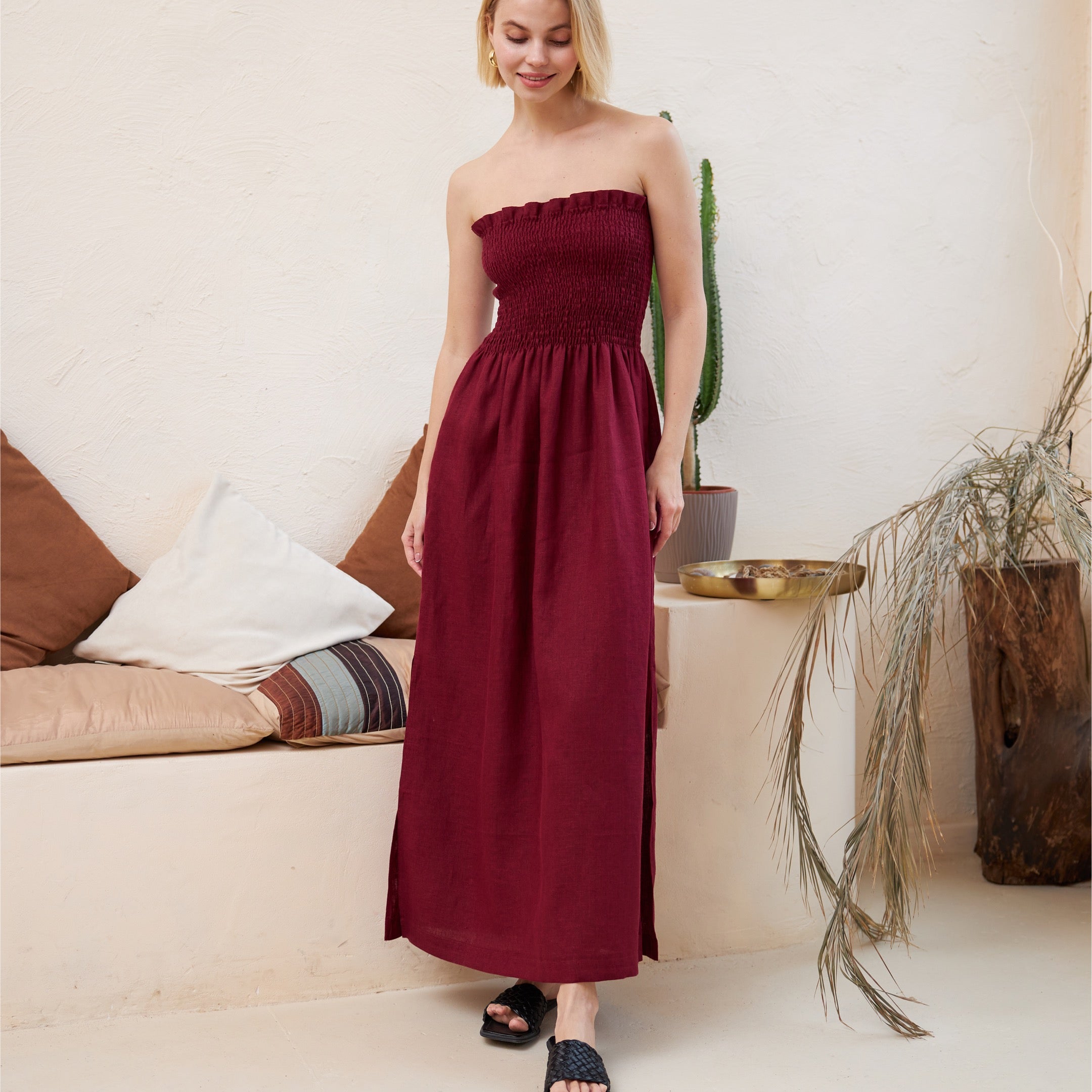 Burgundy tube dress hotsell