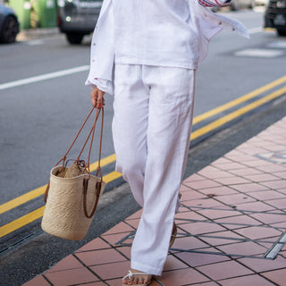 White linen pants with pockets