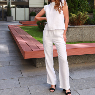 White linen trousers with high waist